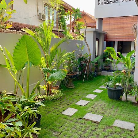 The Lima Home Stay In Canggu Exteriér fotografie