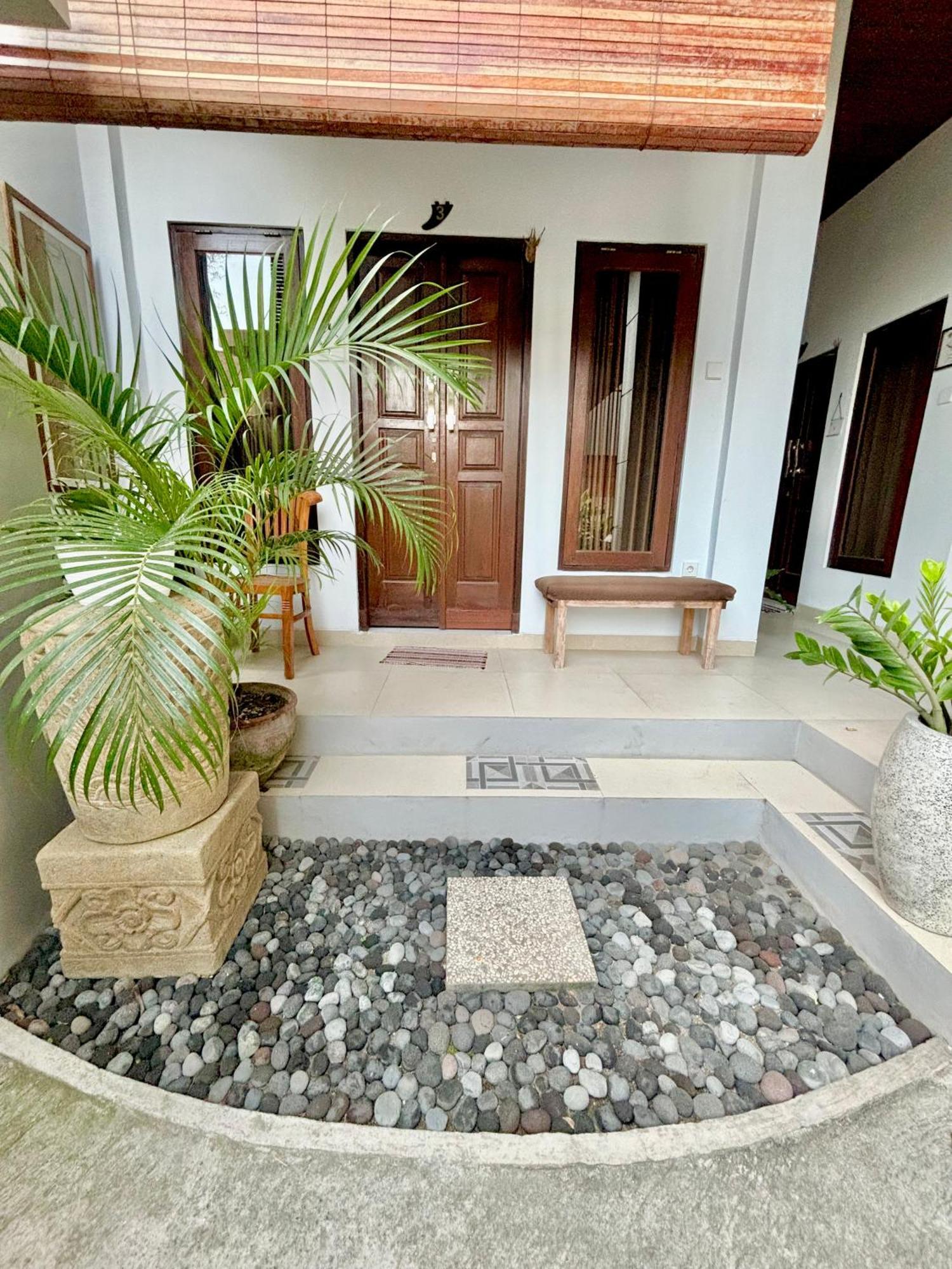 The Lima Home Stay In Canggu Exteriér fotografie